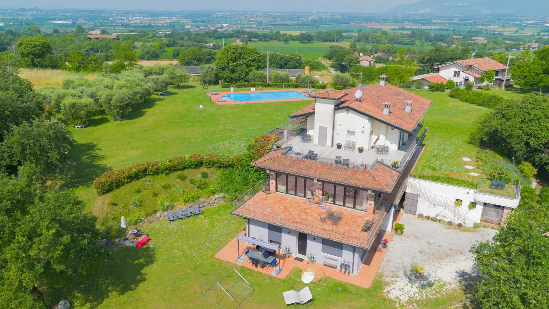 Breathtaking Lake View, Pool - Fonte Alle Fate Barcuzzi 0*,  Italie